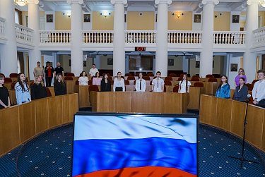 Студенты-юристы «примерили» роль депутатов